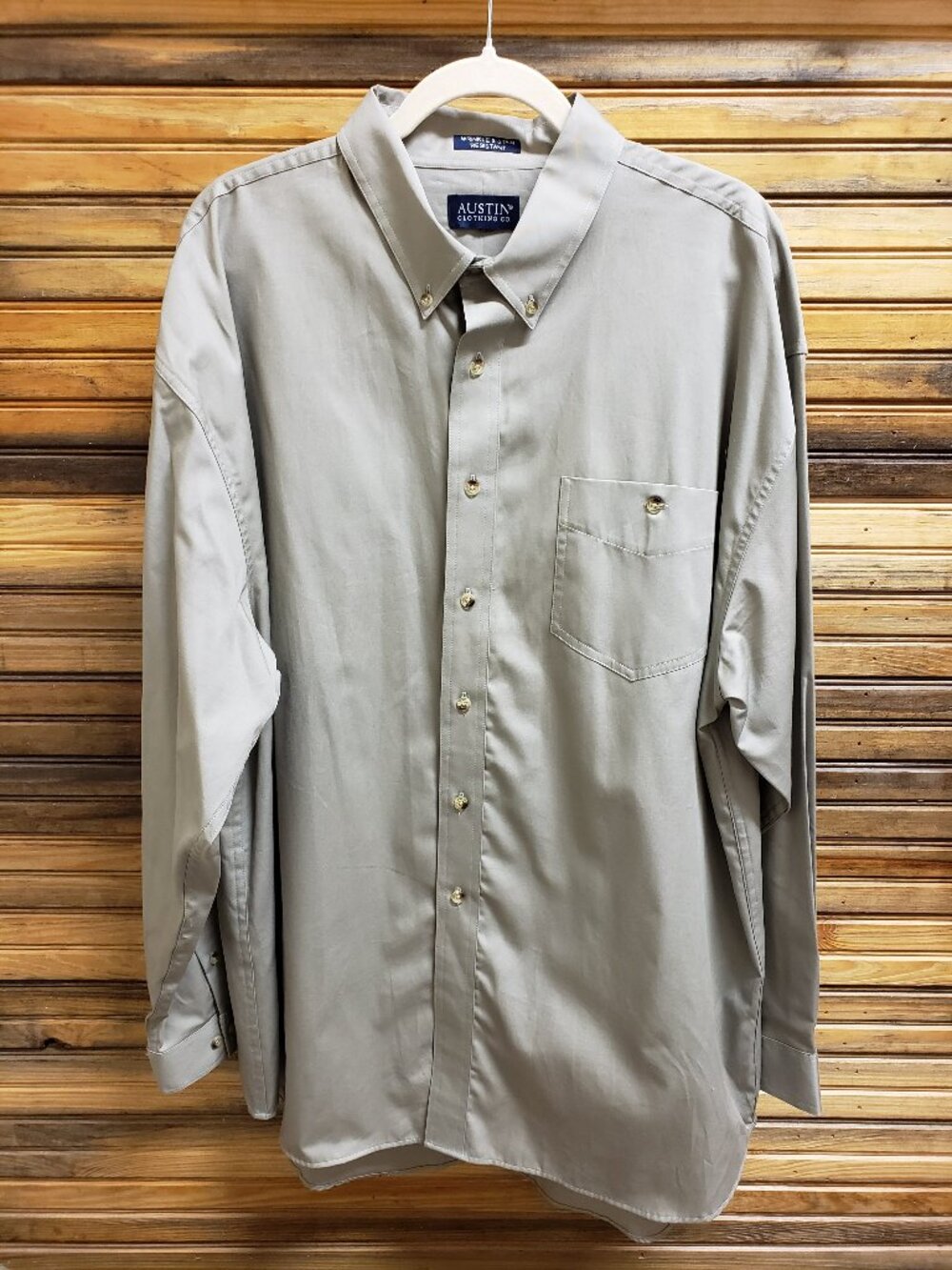 Austin Clothing Co. Men's Wrinkle Stain Resistant Button Down Shirt Gray Green